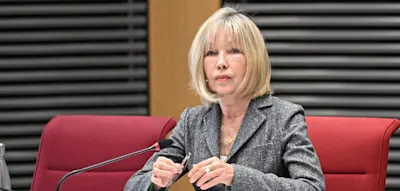 Schr&ouml;der-K&ouml;pf fordert R&uuml;cktritt von Bas und Klingbeil &ndash;&nbsp;T&uuml;rmer f&uuml;rchtet &bdquo;Niedergang&ldquo;