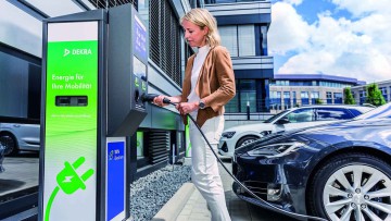 Pr&uuml;fung gem&auml;&szlig; DGUV: Check f&uuml;r E-Fahrzeuge und Ladekabel