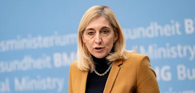 Bundesregierung plant, kostenlose Mitversicherung f&uuml;r Ehepartner abzuschaffen