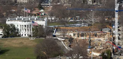 US-Milit&auml;r baut laut Trump &bdquo;gewaltigen&ldquo; Untergrundkomplex unter Ballsaal