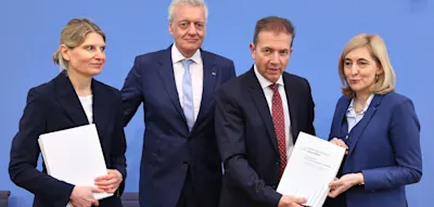 Krankenkassen-Kommission schl&auml;gt Streichung der Gratis-Mitversicherung von Ehepartnern vor