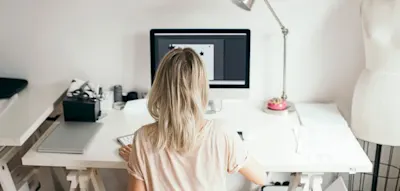 Gewerkschaftsbund fordert wegen hoher Spritpreise mehr Homeoffice