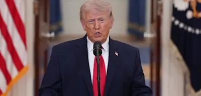 Trump k&uuml;ndigt an, Iran in den n&auml;chsten Wochen &bdquo;extrem hart zu treffen&ldquo;