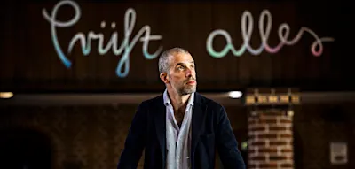 &bdquo;Ich benutze eine M&uuml;nze, ganz oft, f&uuml;r viele Entscheidungen. Hamburg oder Berlin zum Beispiel&ldquo;