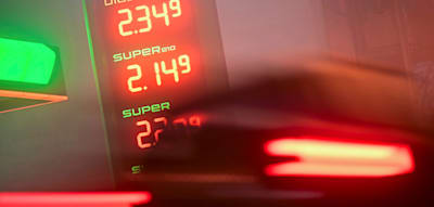 &Ouml;konom erwartet fast halbe Milliarde Euro mehr an Steuereinnahmen wegen hoher Spritpreise