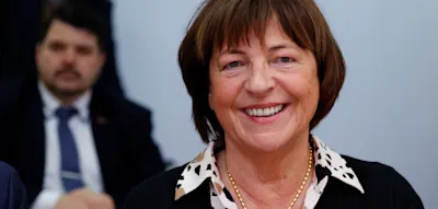 &bdquo;Ausgaben galoppieren den Einnahmen davon&ldquo; &ndash; Ulla Schmidt h&auml;lt schmerzhafte Reformen f&uuml;r n&ouml;tig