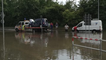 Unwetter: Sch&auml;den an Autos in Deutschland fast halbiert