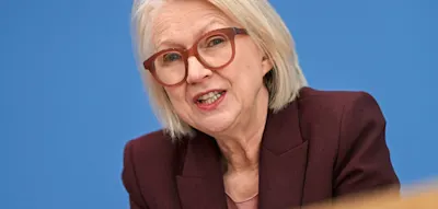 &bdquo;Schlechteste aller bisher diskutierten Optionen&ldquo; &ndash; Wirtschaftsweise kritisiert Spritrabatt