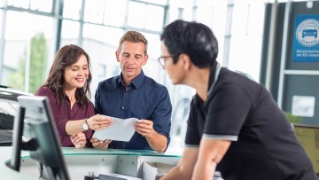 Autok&auml;ufer stellen Preisniveau infrage: Einfachere Modelle und weniger Varianten