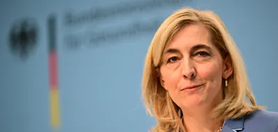 Zuzahlung bei Medikamenten, Familienversicherung &ndash; Warken k&uuml;ndigt drastische GKV-&Auml;nderungen an