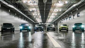 ADAC testet Assistenzsysteme: Gro&szlig;e Unterschiede bei Regen und Nebel