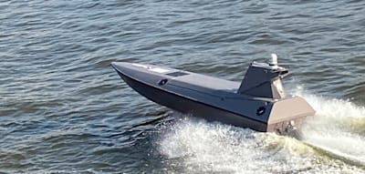 Rheinmetall startet in Hamburg die Serienfertigung unbemannter Marineboote