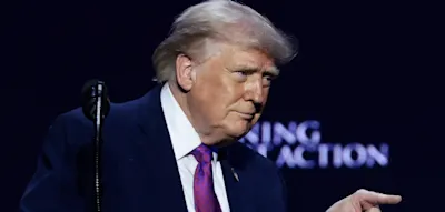 &bdquo;Im Zustand des Zusammenbruchs&ldquo; &ndash; laut Trump bettelt Iran um &Ouml;ffnung der Stra&szlig;e von Hormus