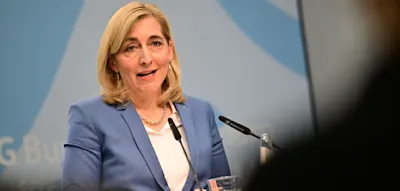 Warken verteidigt geplantes Sparpaket &ndash; Gr&uuml;ne kritisieren &bdquo;Beitragseskalation mit Ansage&ldquo;