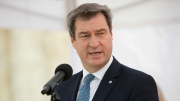 Zollstreit und Verbrenner-Frust: S&ouml;ders Kabinett in Br&uuml;ssel