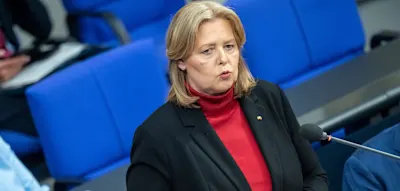 Arbeitsministerin Bas will den Acht-Stunden-Tag aufbrechen, die Gewerkschaften sind dagegen