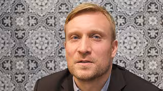 Politologe: AfD profitiert von schlechter Stimmung und zunehmender Normalisierung