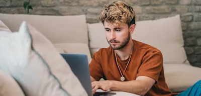 Homeoffice k&ouml;nnte t&auml;glich Millionen Liter Sprit sparen