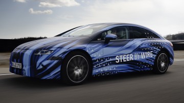 Mercedes EQS mit Steer-by-wire-Lenkung: Schwer auf Draht