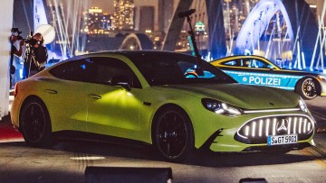 Mercedes-AMG GT 4-T&uuml;rer Coup&eacute;: Sindelfinger Supernova