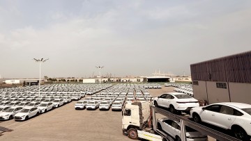 Neuer Logistik-Hub in Dubai: Mosolf baut Pr&auml;senz in Automotive-Drehscheibe aus
