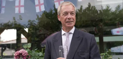 &bdquo;Werde dir in den Kopf schie&szlig;en, wenn du gewinnst&ldquo;&nbsp;&ndash; Polizei nimmt Mann nach Farage-Drohungen fest