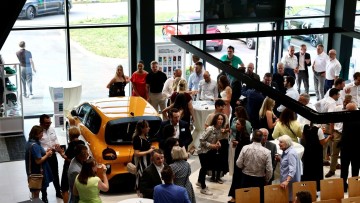 Premiere im Autohaus Sirch: Renault, Dacia und Alpine unter einem Dach