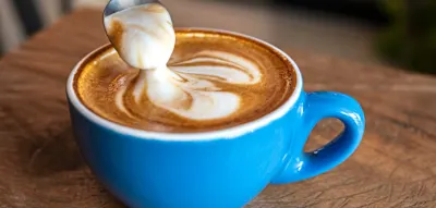 &bdquo;Keinen Kaffee an Nazis&ldquo; &ndash; Gastronomin verweigert Bedienung von &bdquo;AfD-Schmock&ldquo;