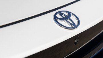 Toyota und Uber kooperieren: Neue Elektro-Offensive f&uuml;r Fahrdienste