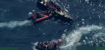 Sea-Watch nimmt Migranten im Mittelmeer auf &ndash; Frontex-Video sorgt f&uuml;r Aufsehen