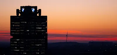 BMW baut 8000 Jobs ab