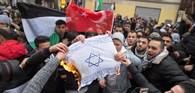 &bdquo;Muhammad&ldquo; zeigt Hitlergru&szlig; &ndash;&nbsp;Staatsschutz ermittelt nach erneutem Antisemitismus-Vorfall in Berlin