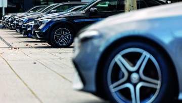 Mehr Angebot, weniger Nachfrage: Preise f&uuml;r gebrauchte E-Autos stagnieren erstmals