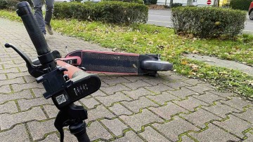 Jahresstatistik 2025: Dramatischer Anstieg von E-Scooter-Unf&auml;llen mit Personenschaden