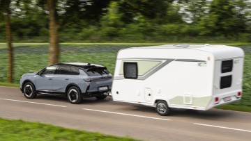 Opel Grandland Electric AWD: Mehr Zugkraft f&uuml;r das Elektro-SUV