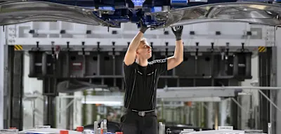 &bdquo;Strukturelle Erneuerungskrise&ldquo; &ndash; Deutschlands industrieller Kern schrumpft immer weiter