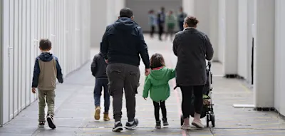 Deutlich mehr Migranten und abgelehnte Asylbewerber verlassen Deutschland freiwillig