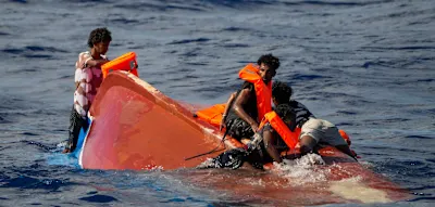 Mauretanische K&uuml;stenwache rettet 42 Migranten &ndash; Organisationen entdecken dutzende Leichen im Wasser
