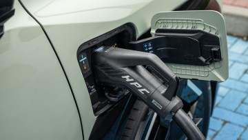 Verbrauchersch&uuml;tzer: Gezielte Kaufanreize f&uuml;r g&uuml;nstige E-Autos gefordert