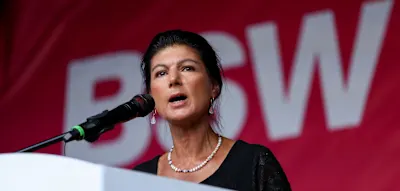 Dann schl&auml;gt Sahra Wagenknecht eine &bdquo;neue, ostdeutsche&ldquo; Variante der Demokratie vor