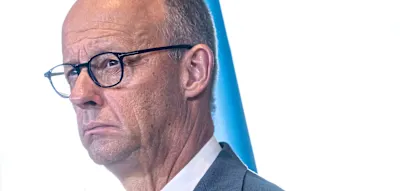 Merz&rsquo; Beliebtheitswert f&auml;llt auf Tiefstand &ndash; Mehrheit lehnt AfD-gef&uuml;hrte Regierung im Osten ab