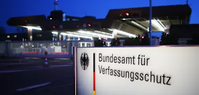 Sicherheitsbeh&ouml;rden entdecken laut Medienberichten versteckte Waffen bei Berlin