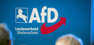 &bdquo;Haben wir nicht erlaubt&ldquo; &ndash; Kirche stellt sich &bdquo;entschieden&ldquo; gegen AfD-Plakate mit Kirchengeb&auml;uden