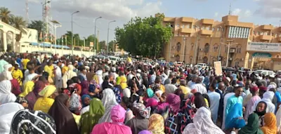 Aufst&auml;ndische Soldaten greifen Pr&auml;sidentenpalast im Niger an