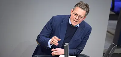 &bdquo;Erhebliche Zweifel&ldquo; &ndash; Gr&uuml;ne werfen Dobrindt vor, Probleme beim Drohnenabwehrzentrum zu kaschieren