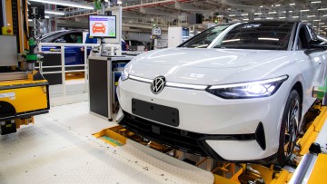 VW-Werk Emden: Ministerpr&auml;sident Lies setzt auf mehr E-Autos