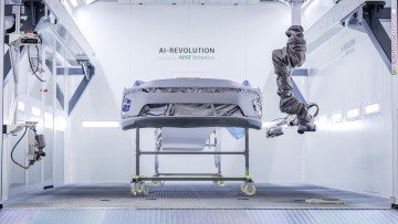 Die K&amp;L-Maschinen kommen: Werkst&auml;tten-Zukunftstechnologie Lackierroboter