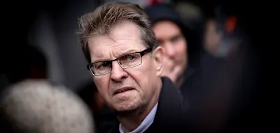 &bdquo;Wenn wir heute die Regierung in Berlin platzen lassen w&uuml;rden, gibt es drei m&ouml;gliche Konsequenzen&ldquo;