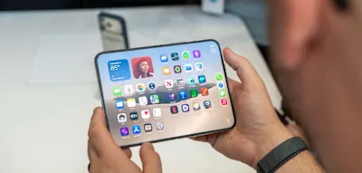 Apple bringt erstmals faltbares iPhone heraus &ndash; und ruft Rekordpreis auf