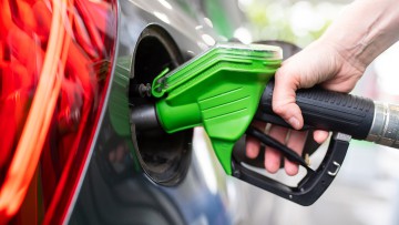 Hohe Spritpreise: Neuer Tankrabatt ab Oktober &ndash; Kritik an fehlendem Sparanreiz